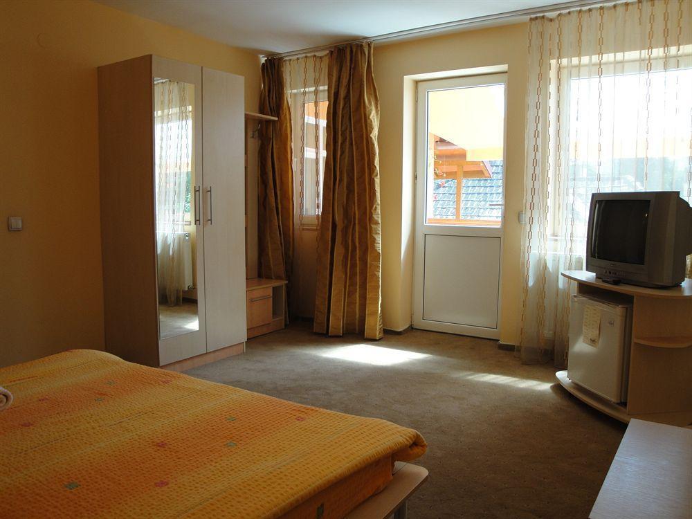 Suri Guesthouse Brašov Exteriér fotografie